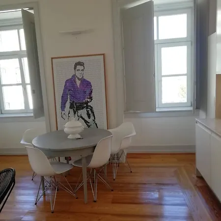 001 Bacalhoeiros Riverside * Lizbona