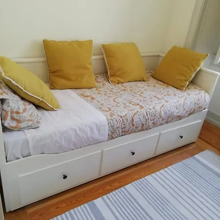 001 Bacalhoeiros Riverside